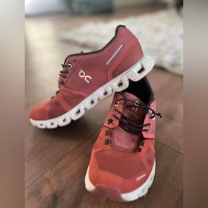 On Cloud Tennis Shoes